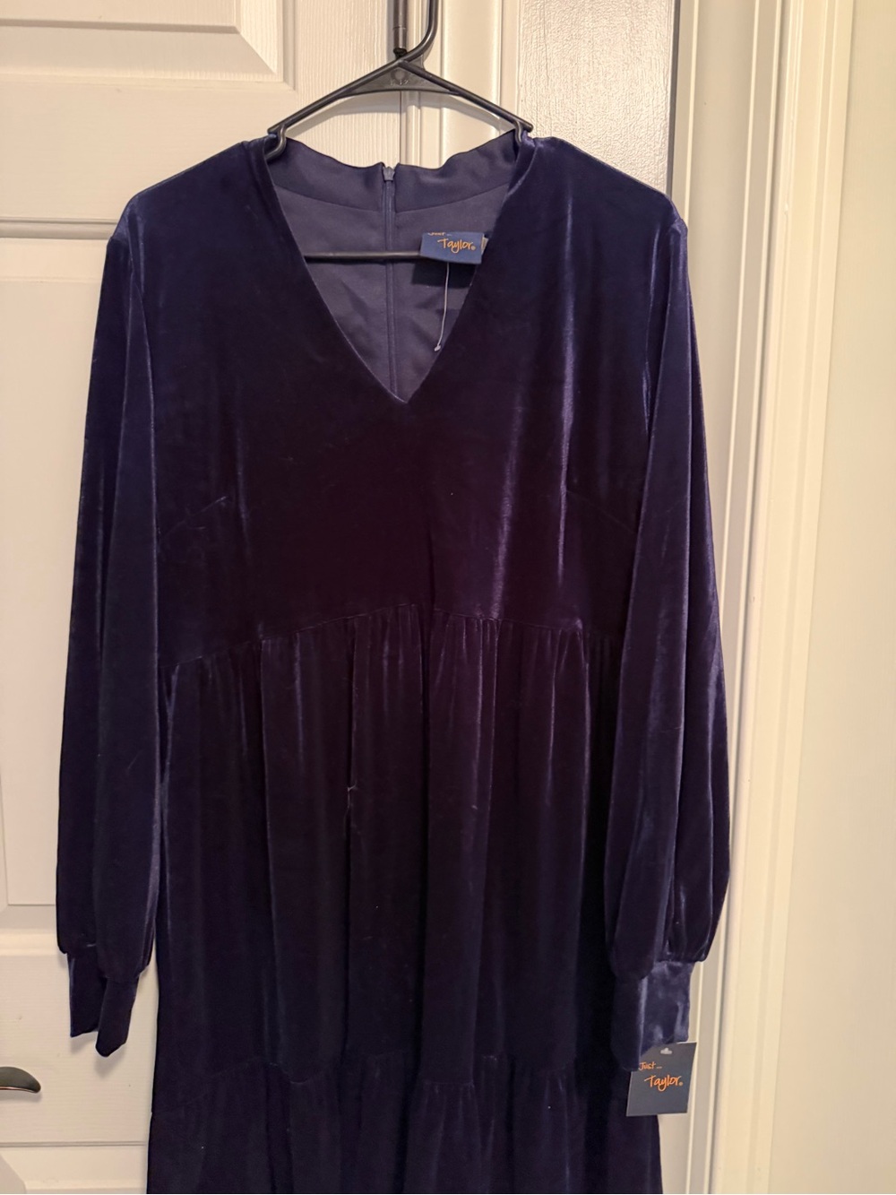 Taylor Velvet Long-Sleeve Maxi Dress in Deep Navy